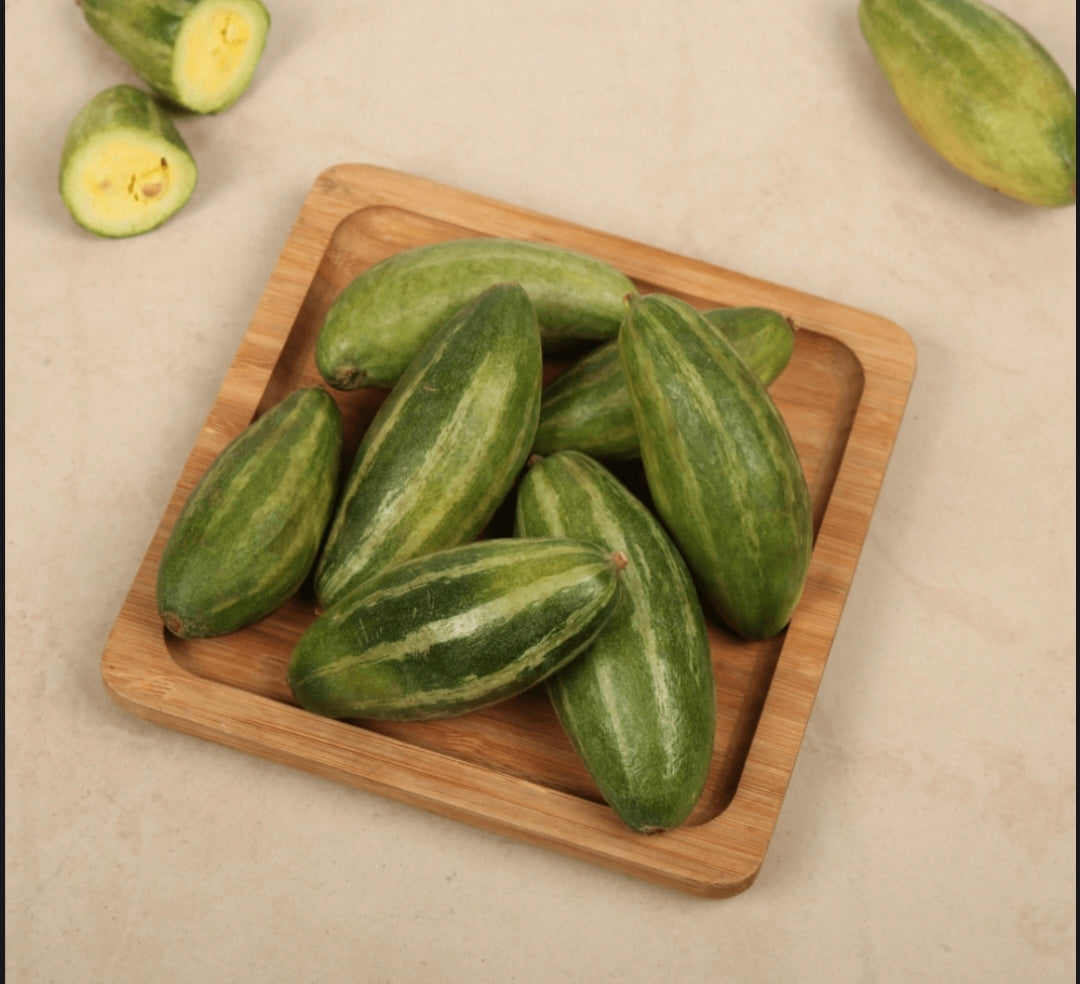 Fresh Pointed Gourd (Parwal) | Farm Fresh Parval Premium Natural Vegetables for Cooking ( 250 grams )