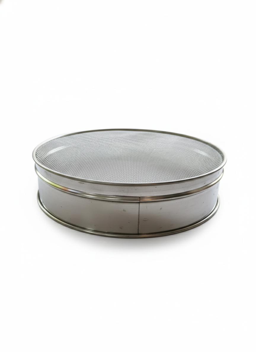 Premium Flour Sifter for Baking – Fine Mesh Stainless Steel Sieve for Smooth