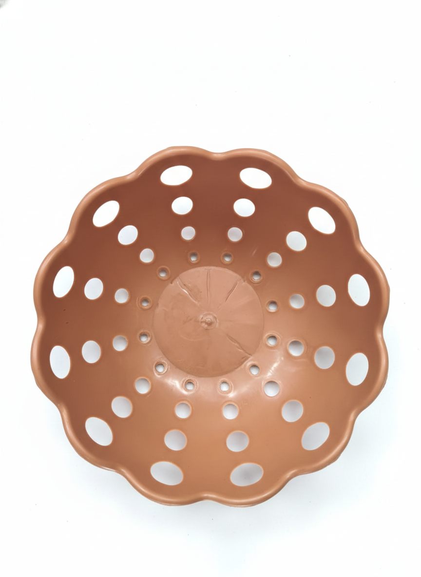 Plastic Sink Drain Basket with Scalloped Edge Design