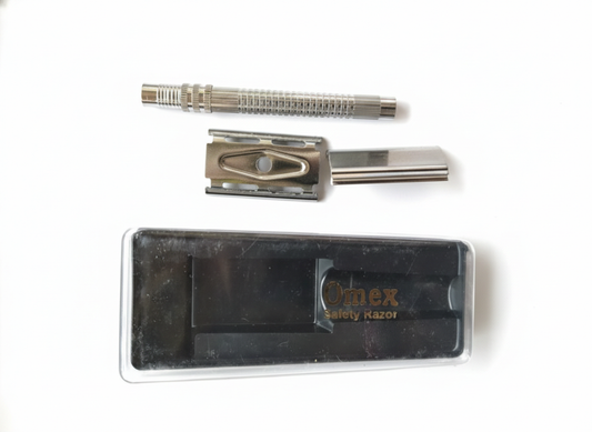 Classic Wet Shaving Razor, Reusable & Eco-Friendly Grooming Tool