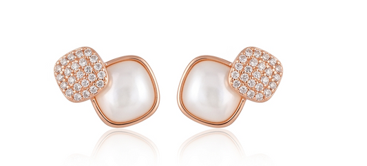 Rose Gold Infinity Hoop Earrings for Women – Cubic Zirconia Pave Huggie Earrings with Click Lock Closure, Elegant Minimalist Jewelry for Party & Daily Wear