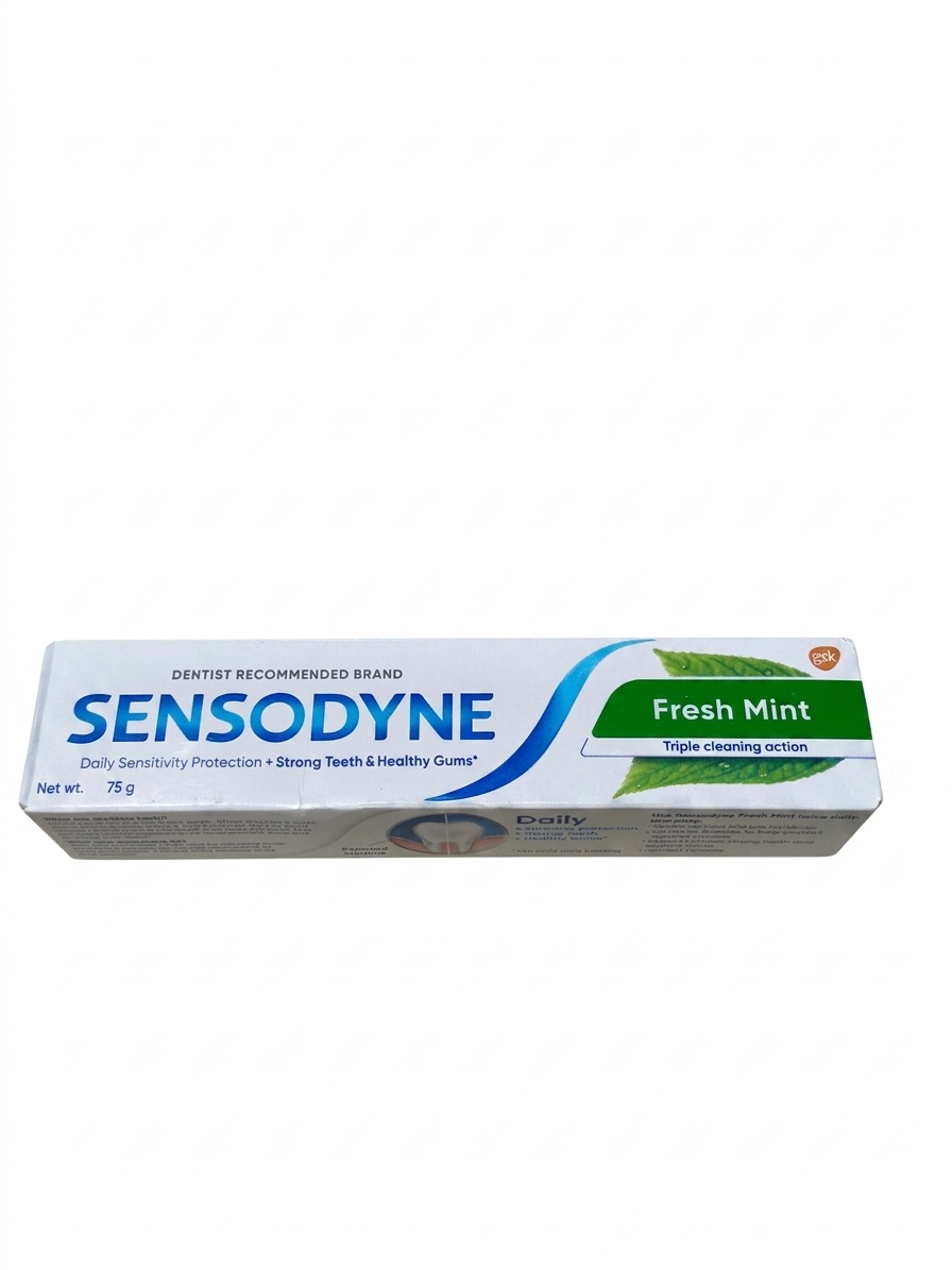 Sensodyne Fresh Mint Toothpaste 75g, Daily Sensitivity Protection Toothpaste with Potassium Nitrate & Sodium Fluoride, Triple Cleaning Action, Fresh Mint Flavor for Strong Teeth & Healthy Gums