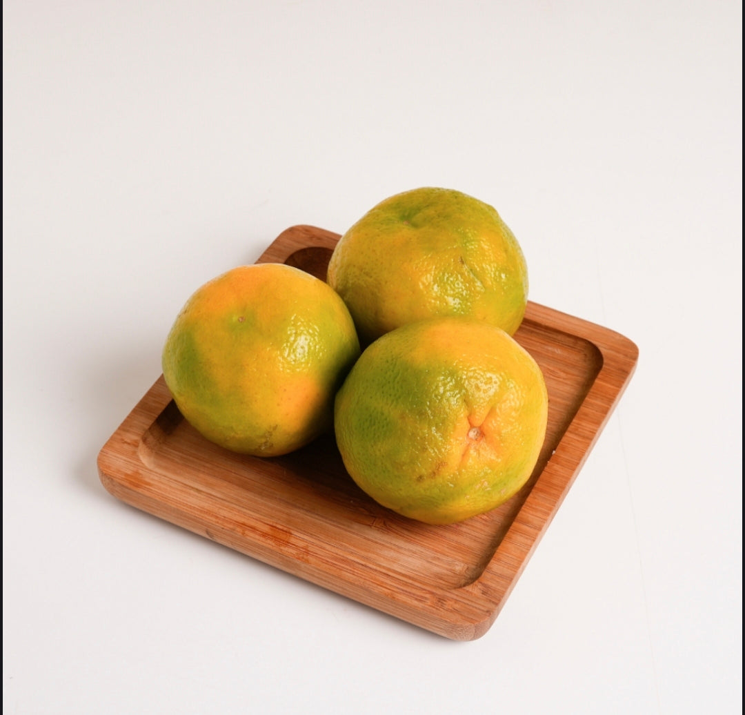 Fresh Juicy Oranges | Premium Sweet Citrus Fruit Farm Fresh Orange ( 500 grams )