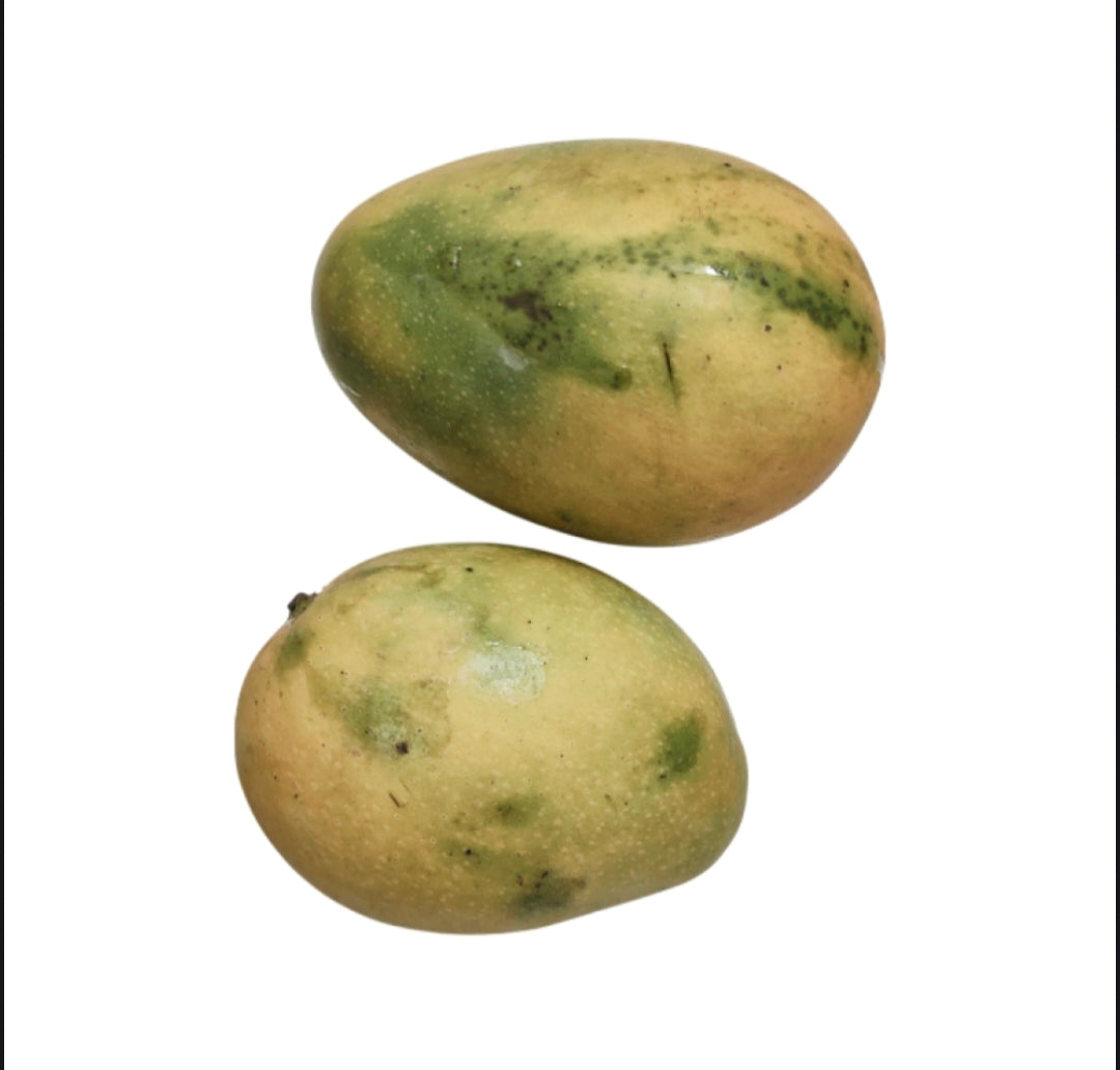 Fresh Mangoes | Premium Sweet Juicy Mango Fruit | Farm Fresh Aam ( 600 grams )