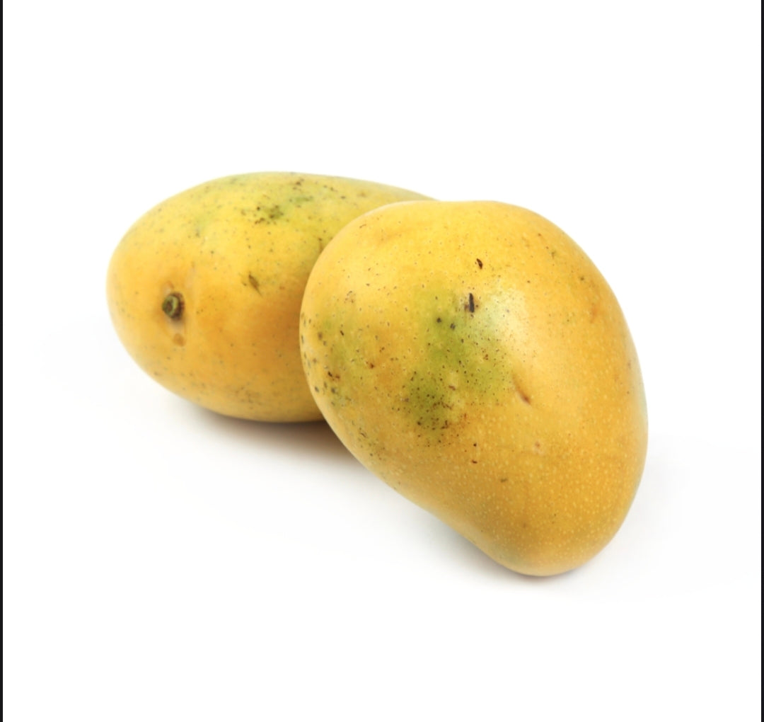 Fresh Mangoes | Premium Sweet Juicy Mango Fruit | Farm Fresh Aam ( 600 grams )