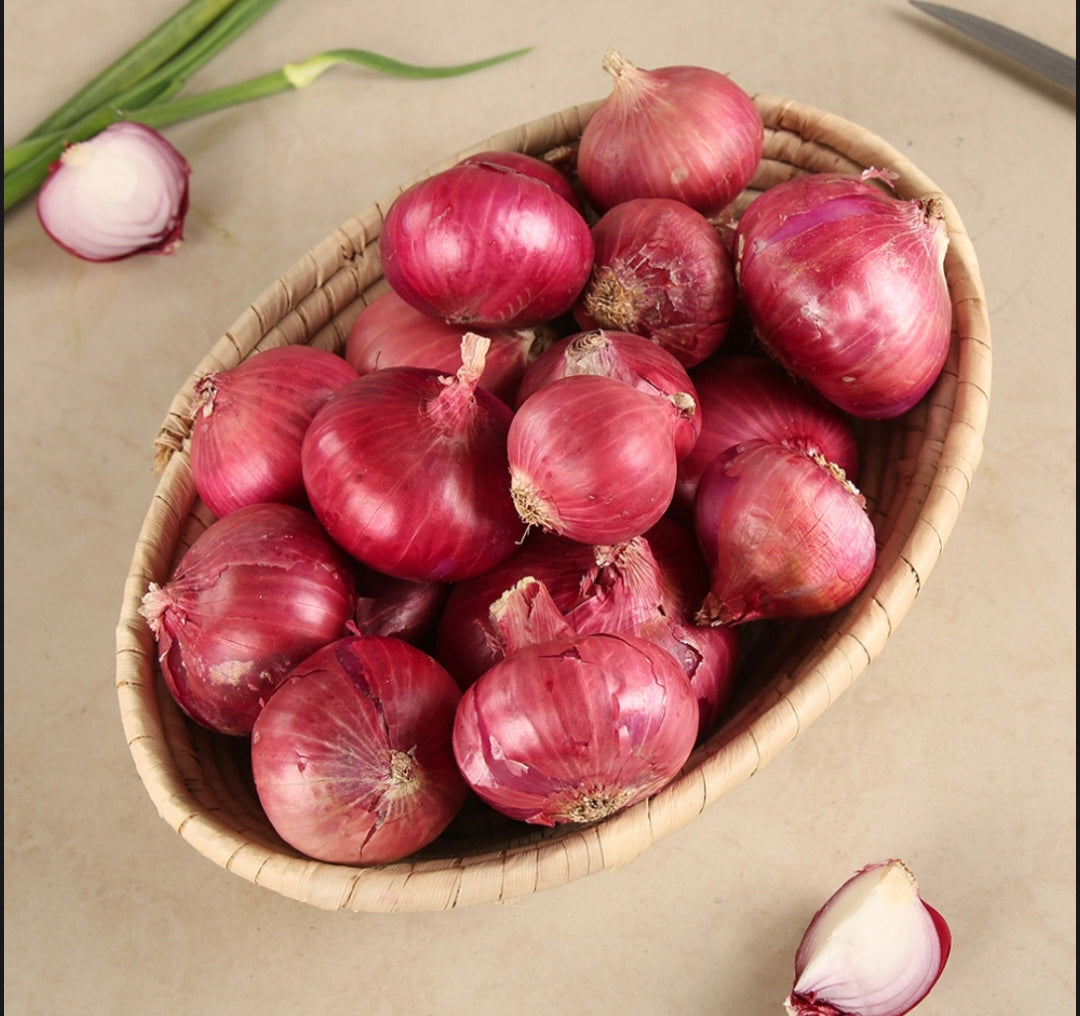Fresh Premium Red Onions (Lal Pyaz) | Farm Fresh Natural Vegetables ( 1 kg )