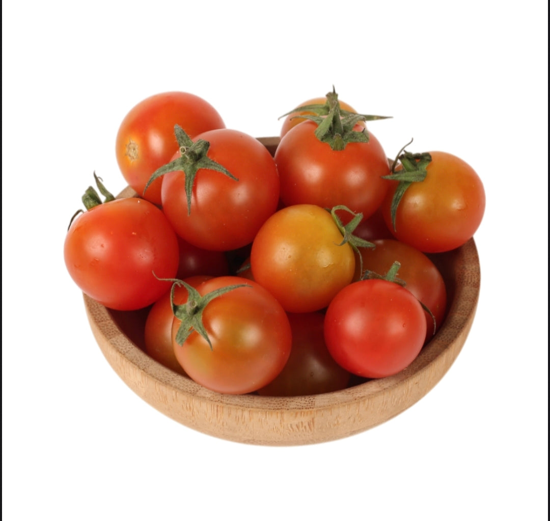 Fresh Cherry Tomato | Farm Fresh Juicy Cherry Tomatoes Premium Natural Tomatoes for Salads & Cooking ( 250 grams )
