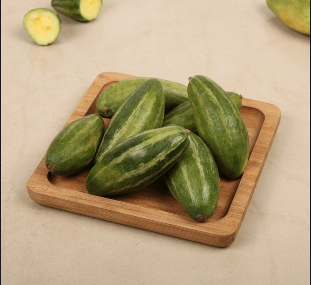 Fresh Pointed Gourd (Parwal) | Farm Fresh Parval Premium Natural Vegetables for Cooking ( 250 grams )