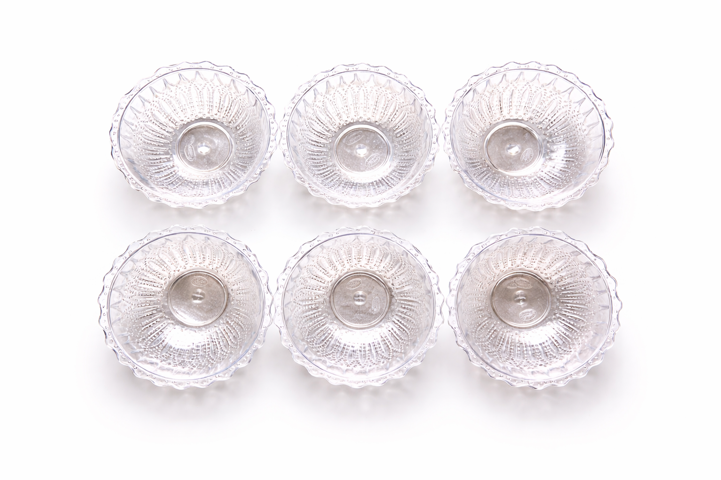 Set of 6 Clear Plastic Bowls – 3 Oz Small Serving Bowls with Decorative Scalloped Edge – BPA-Free Dip, Sauce, Dessert & Snack Bowls for Kitchen & Parties