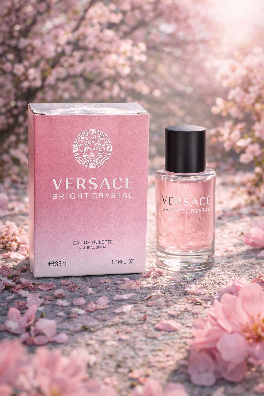 Versace ब्राइट क्रिस्टल ओ डे टॉयलेट फॉर वुमेन 35ml | देर तक टिकने वाला फ्लोरल फ्रूटी परफ्यूम | लक्ज़री फ्रेश फ़्रेगरेंस | ट्रैवल साइज़ डिज़ाइनर परफ्यूम